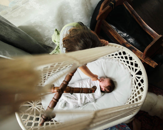 cradle in macrame - areal picture