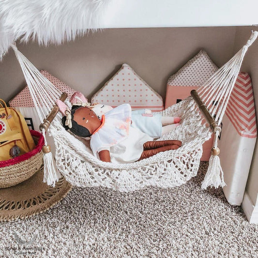 doll's furniture - hammock - pictures in a kids room