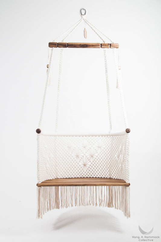100% cotton rope weave detail on artisan-made hardwood hammock chair