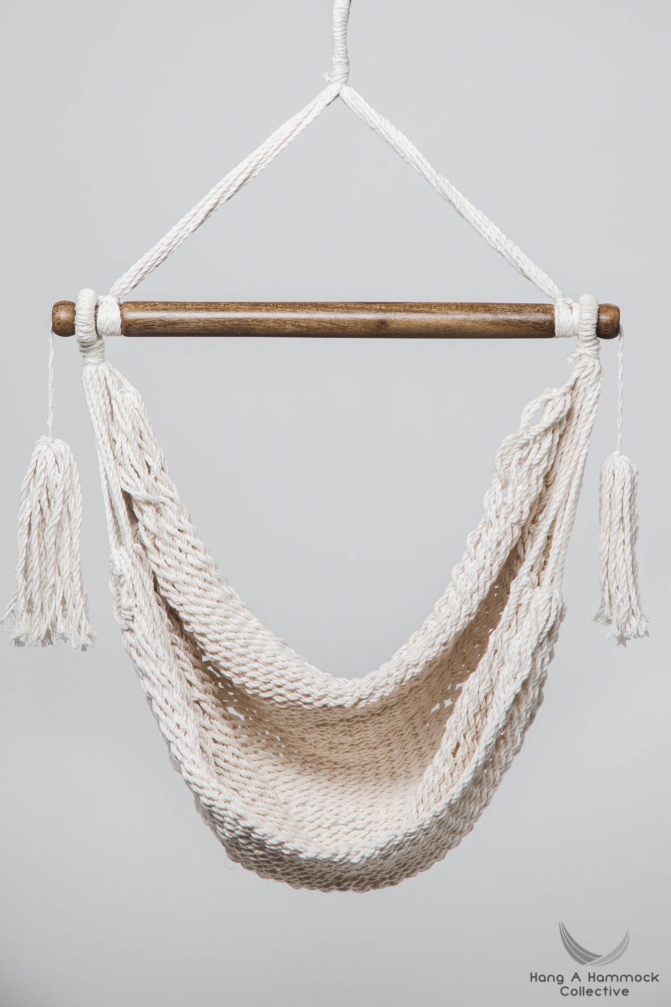 Dolls furniture - hammock chair - studio photo (Handmade in Nicaragua)